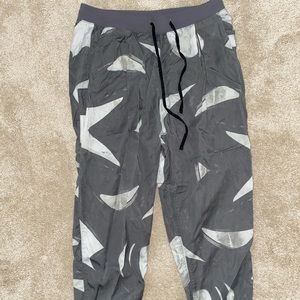 Lululemon pants